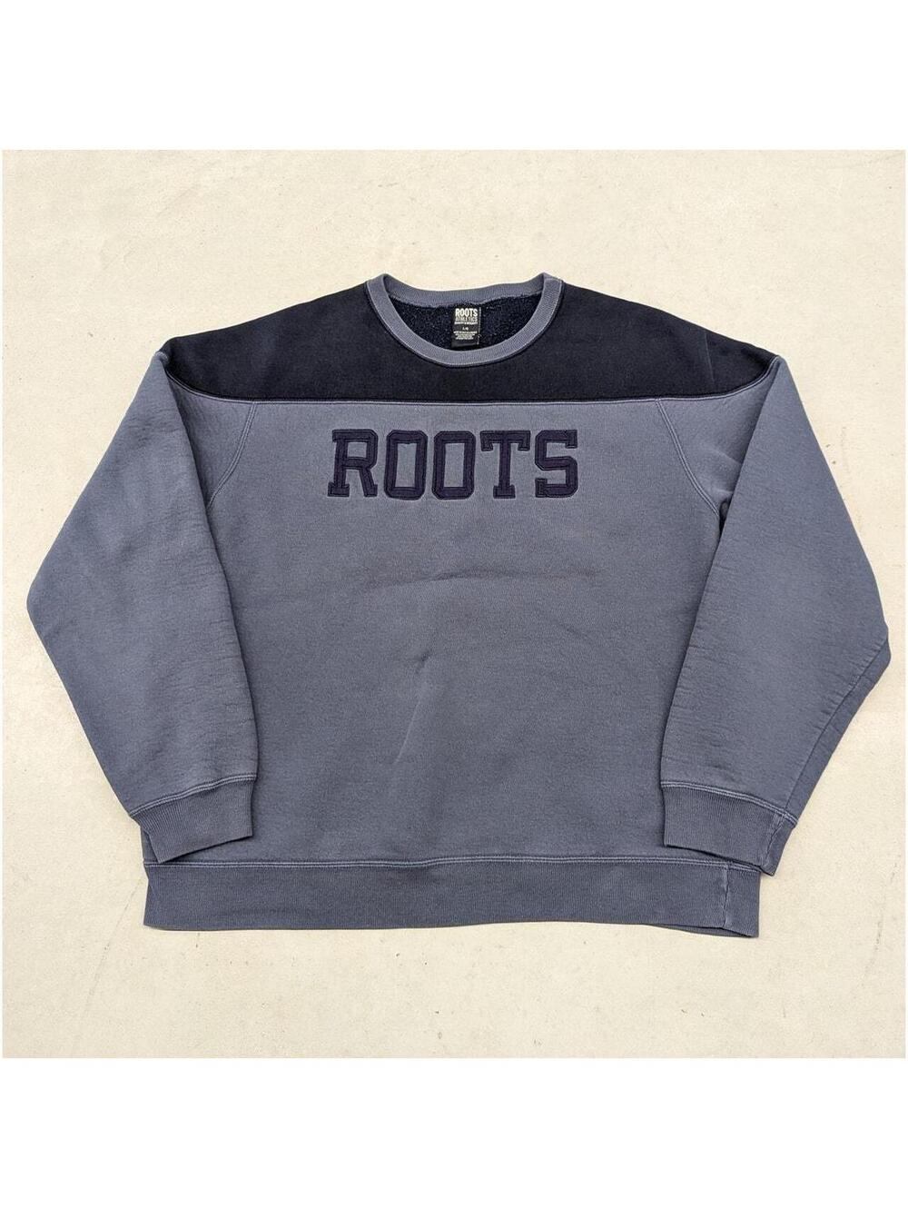 Vintage 90s Roots Made in Canada essential spell out sweater